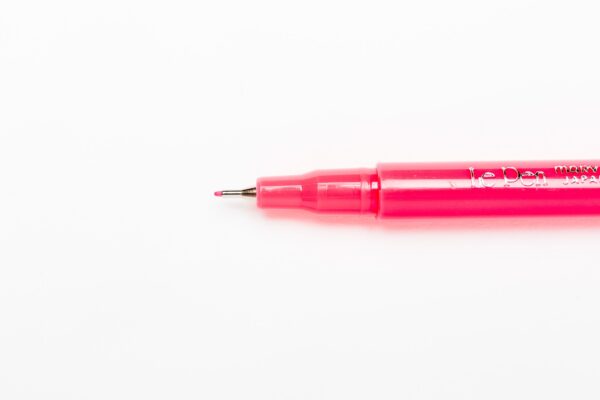 Fluorescent Pink Fine Tip Pen